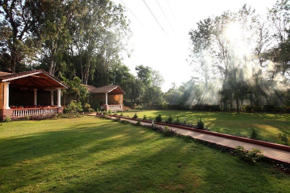 Radiant Resort Bangalore Luaran gambar