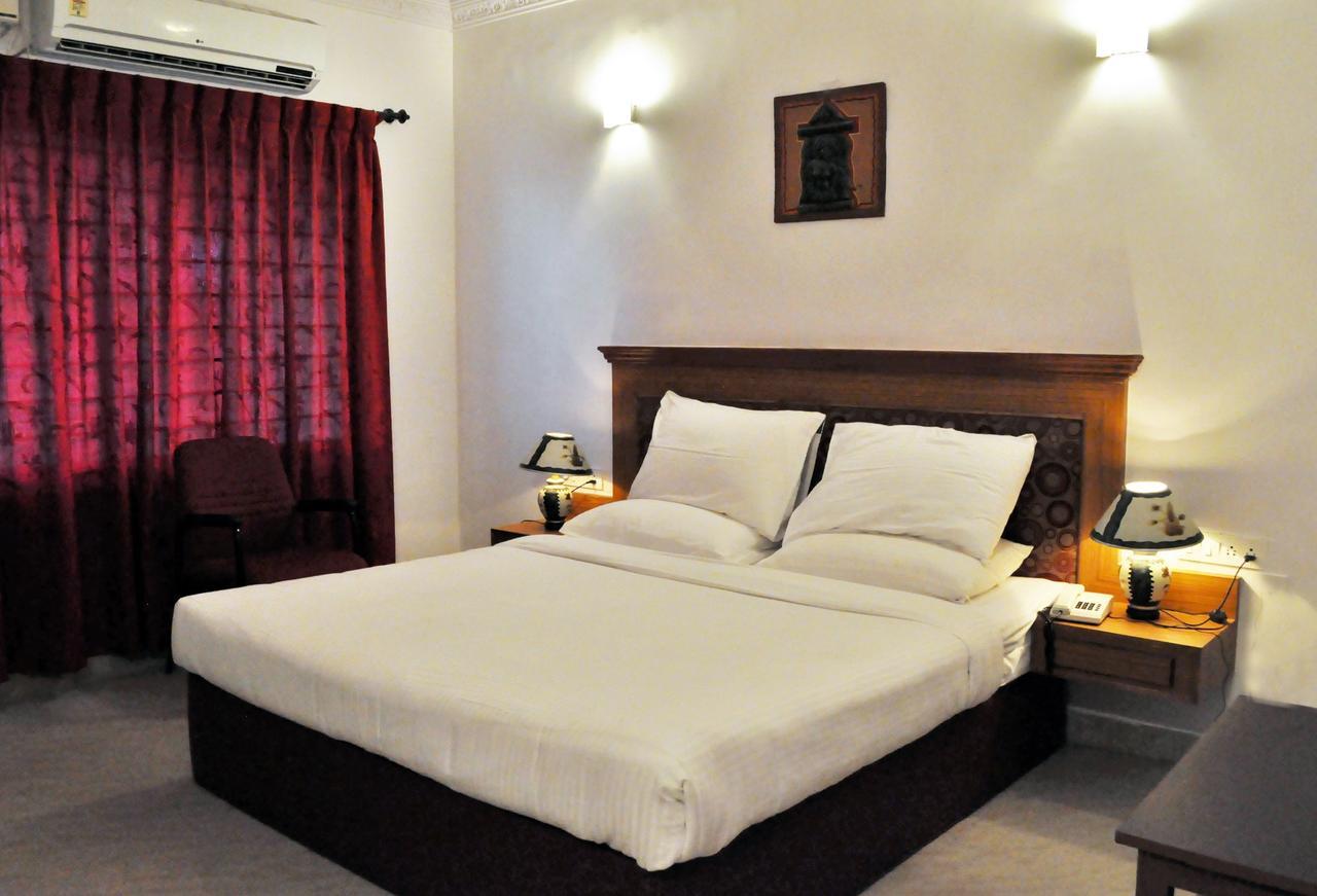 Radiant Resort Bangalore Luaran gambar